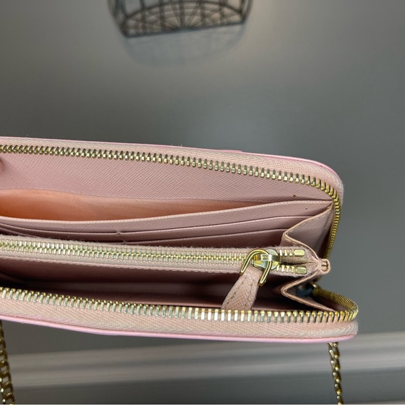 Prada Light Pink Bow Saffiano Leather Zippy Wallet - Picture 4 of 15